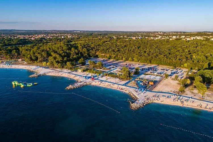 Lori Daire Pula Hırvatistan